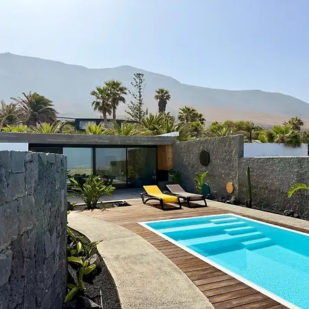 Canaryislandshost I Oliva ヴィラ カレタ・デ・ファマラ